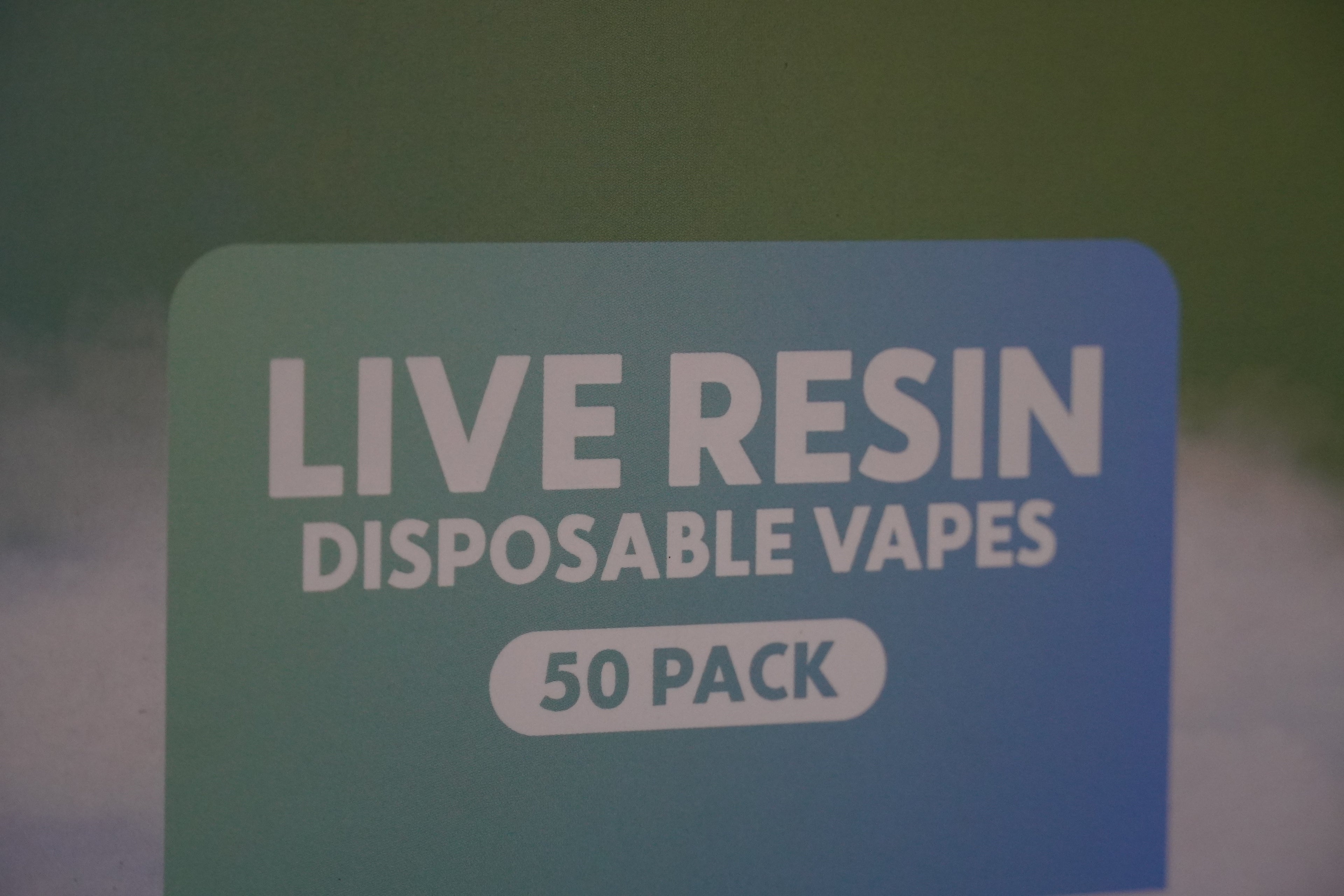 Mad Labs Live Resin disposable vapes pack
